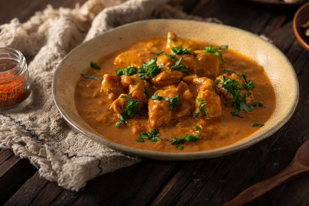 Why Hyderabad Foodies Love Aadhya Caterers’ Chicken Specials for Events